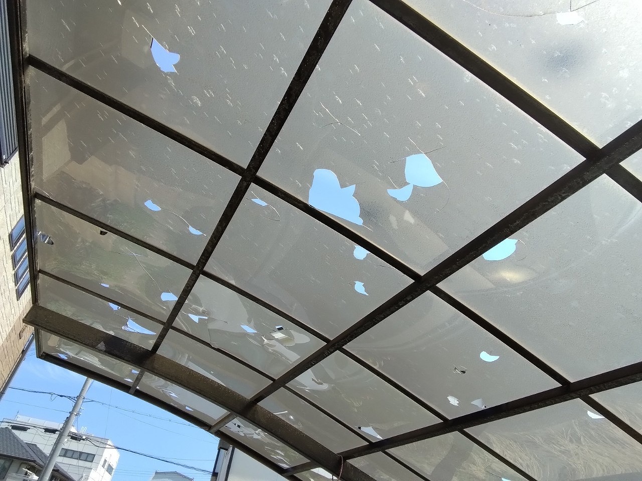 加古郡播磨町　カーポート屋根材　ポリカ貫通